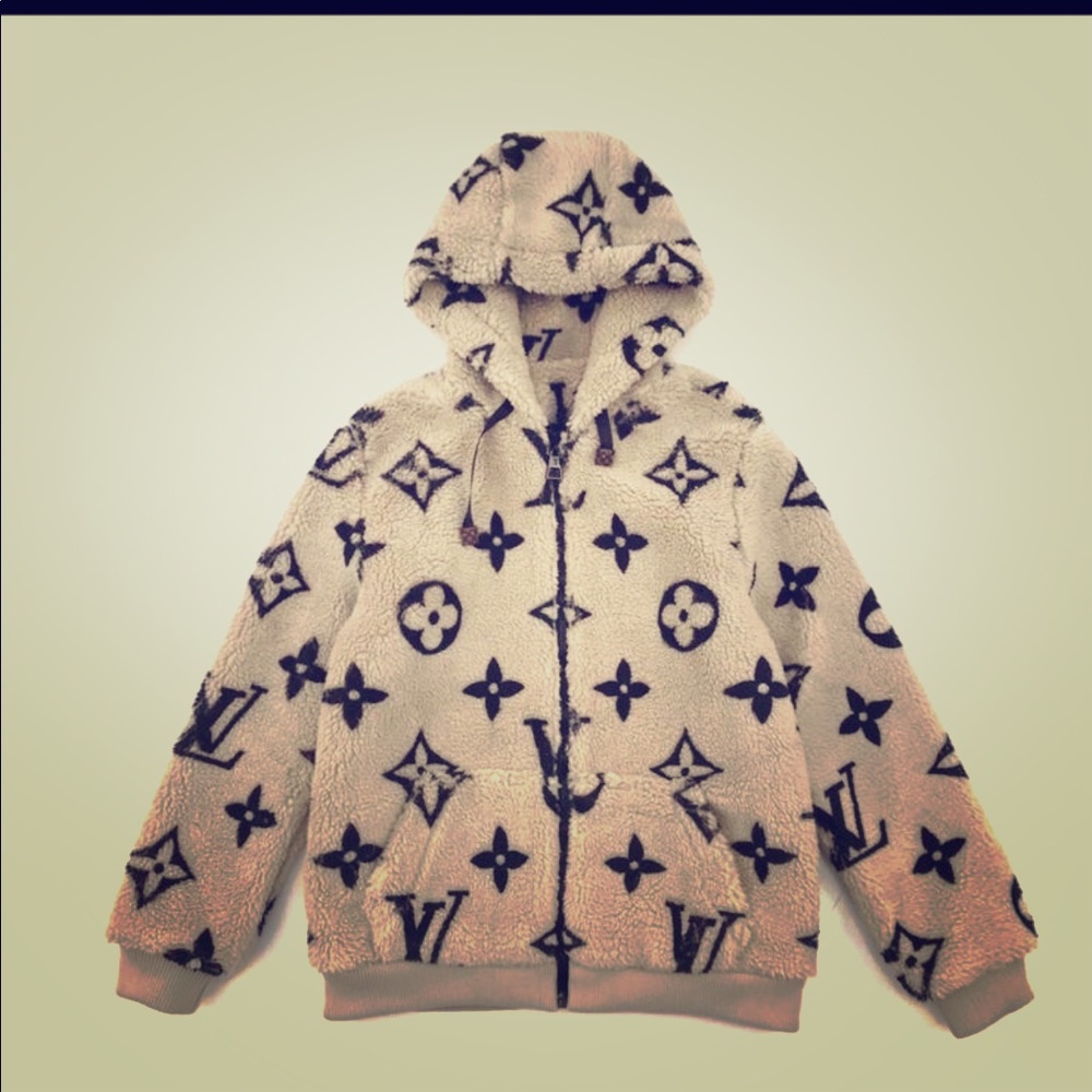 Fleece Replica designer